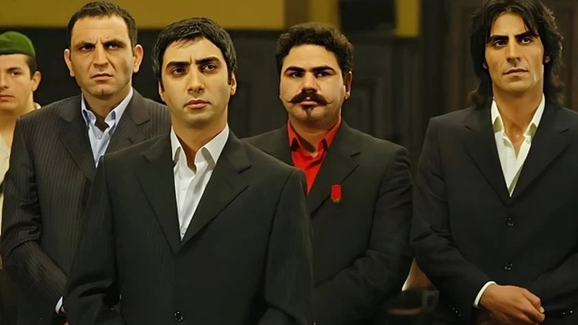 Kurtlar Vadisi Senaristleri Kaşif Kozinoğlu Soruşturmasında İfade Verecek: Derin Bağlantılar Ortaya Çıkıyor mu?